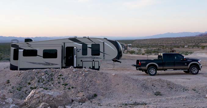 RV 5th Wheel and Pickup Truck