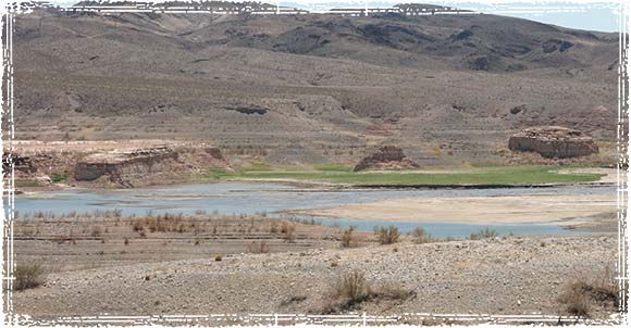 Boondocking in the Desert by a Lake