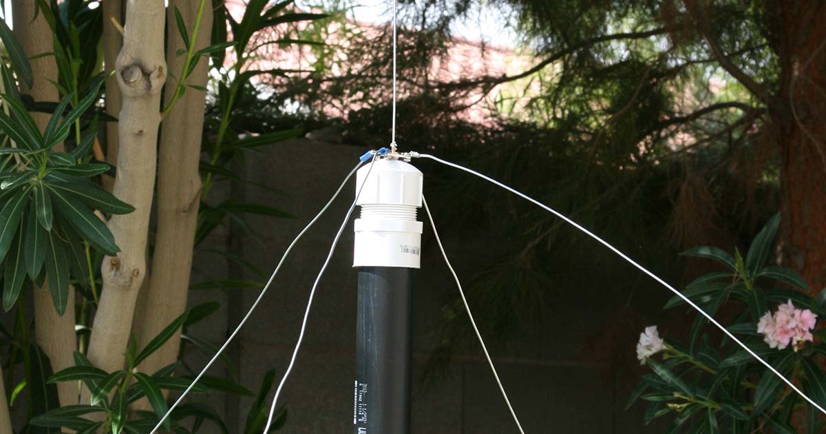 ¼ Wave Droopy Ground Plane Antenna