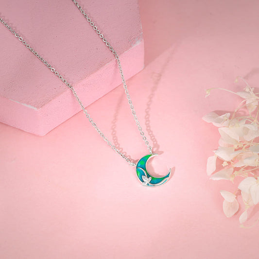 Silver The Moon Pendant With Link Chain