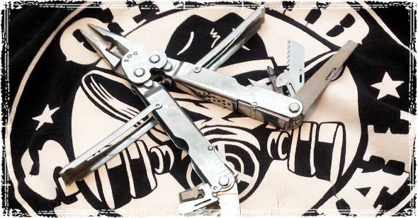 SOG Powerlock Multi-tool