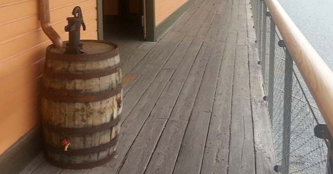 rainwater barrel